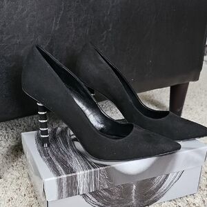 J. Lo sz 9 black heels with silver and crystals